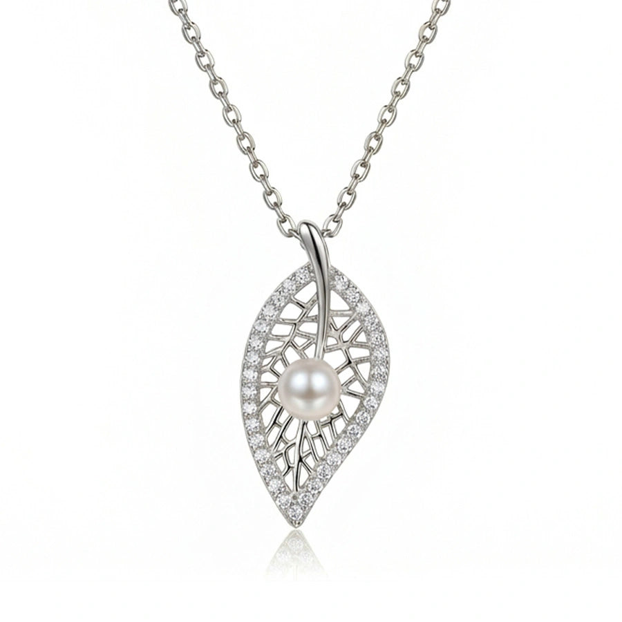 COLLIER DE FEUILLES COUPPÉES ARGENTÉ